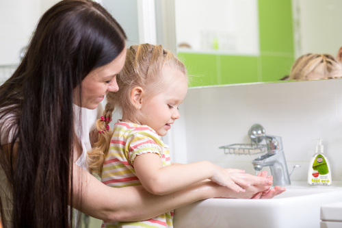 Umývať či neumývať? To je otázka alebo ako často a čím si umývať ruky?