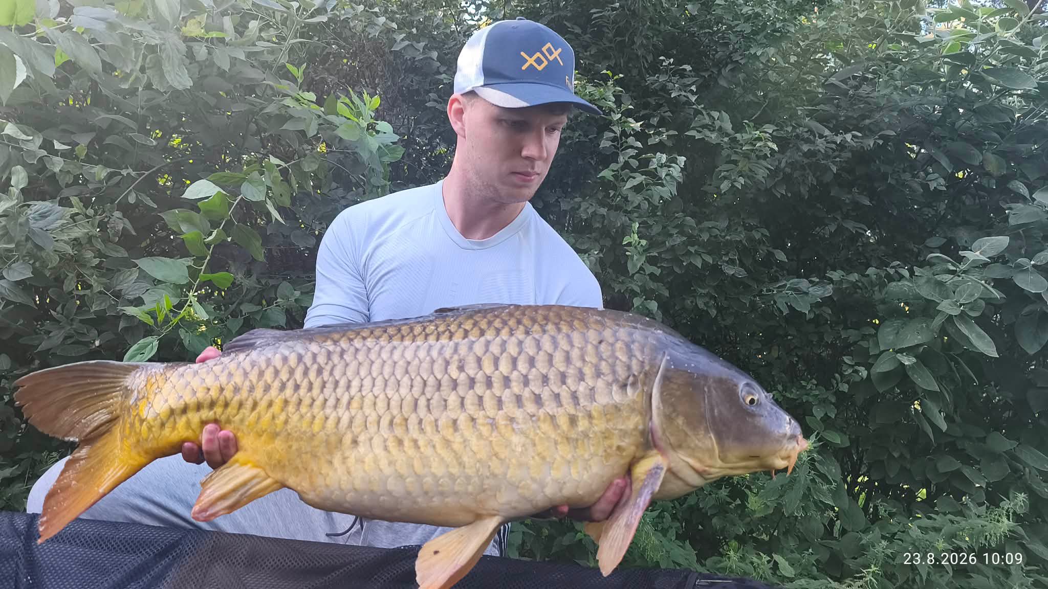 Sebastian with carp – Fencl Boilies