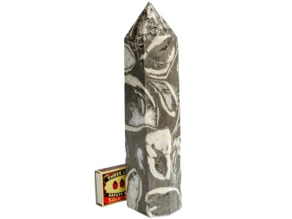 jaspis mušlový obelisk vysoký 10