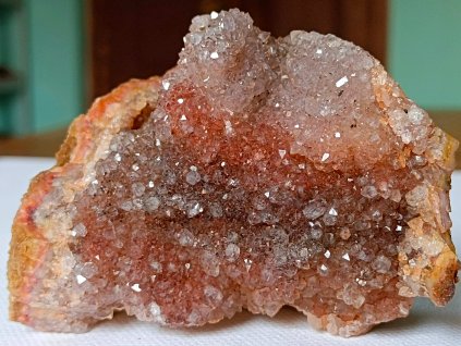 chalcedon křišťál hematit barevný 10