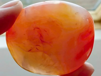 karneol broušený 4