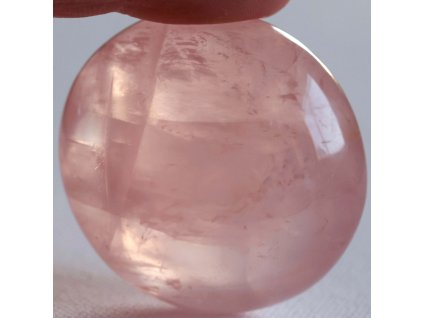 růženín broušený do dlaně 7