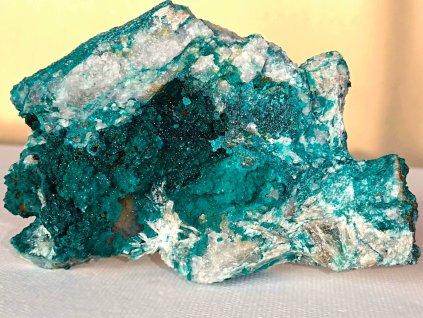 malachit kvalitni tmavy vzacny prirodni 2