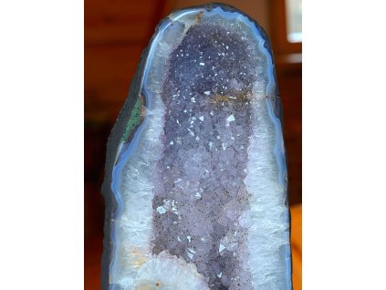 ametyst geoda vysoka s chalcedonem modrym 3