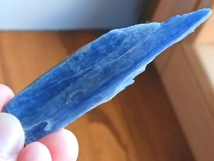 kyanit modrý disten krystal 34