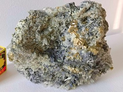 galenit pyrit křišťál velký 67