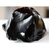obsidian cerny surovy velky 1
