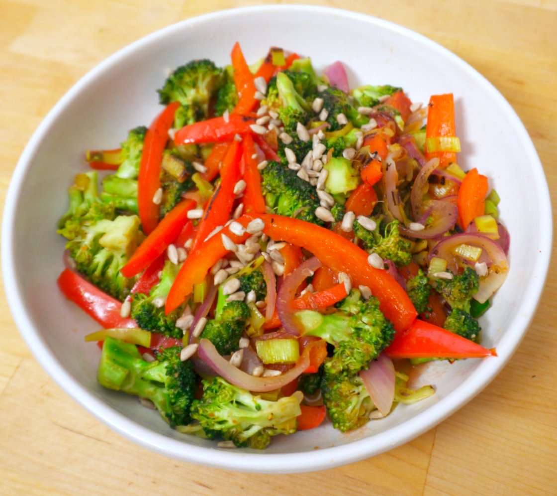 Egészséges brokkolisaláta