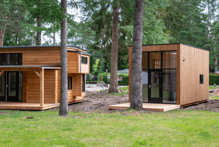 Trend jménem tiny house s roletami Den a noc