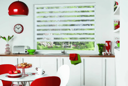 Inšpirácia pre malé priestory: ako používať rolety Deň a noc