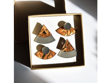 designové originální záušnice tygří