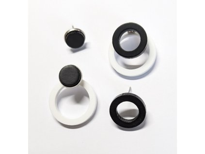 variabilní designové originální záušnice černé bílé