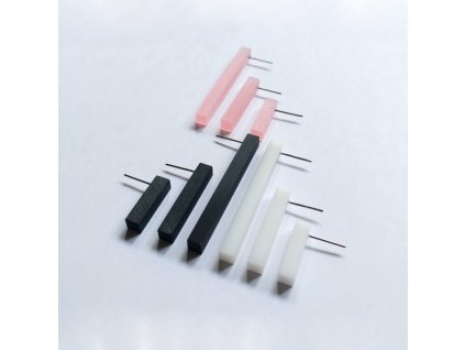 minimalistické designové podlouhlé náušnice