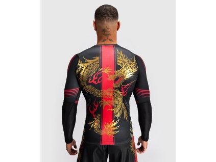 Rashguard VENUM x Tekken 8 - Marshall Law Dl. rukáv - černo/červeno/zlatý - VENUM-05251-603