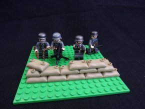 opěrný bod s těžkým kulometem Mg34, 4 figurky německých vojáků ww2