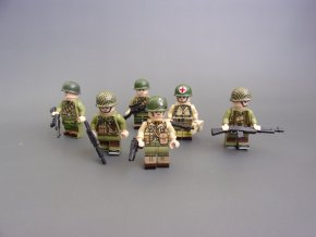 Ryan! Je tady někde Ryan? Znáte někdo Ryana? 6 amerických vojáků ww2