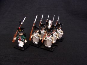 7 figurek vojáků carské pěchoty Napoleonské války v165