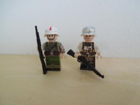 2 figurky nemeckych vojaku v47 111679993