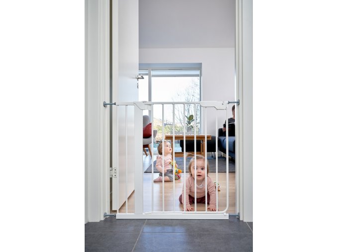 Bariera Babydan Maja White , 74-80 cm, barieră metalică montată sub presiune cu indicator pentru deschideri de 74-80 cm