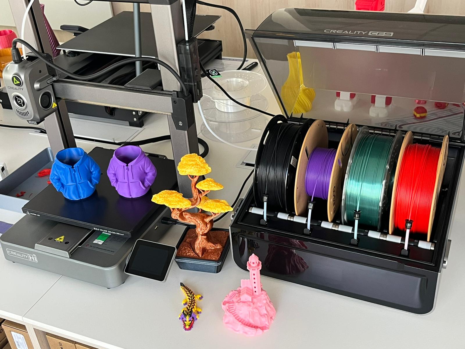 Showroom FilamentyBrno v Brně — 3D tisk v provozu a Creality CFS jako pasivní úložiště filamentu