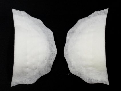 Ramenní vycpávky jehlované kabátové 22003590 bílá 21x10x1,5cm