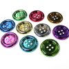 Knoflík s metalickým efektem 55mm - více barev