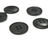 Knoflík čtyřdírkový matný U-5691 20mm černý vel. 32"