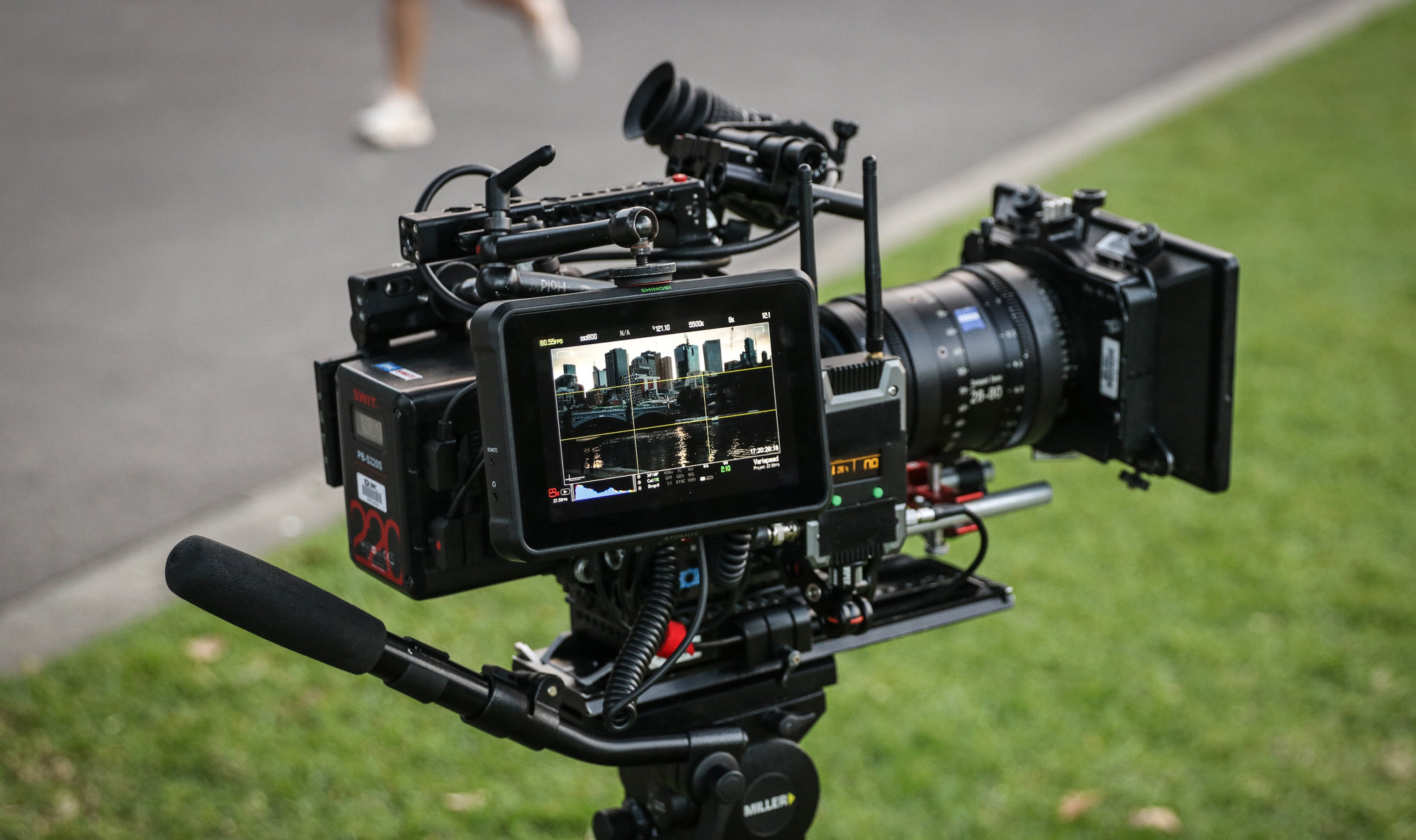 atomos-shinobi-7-LQ-3