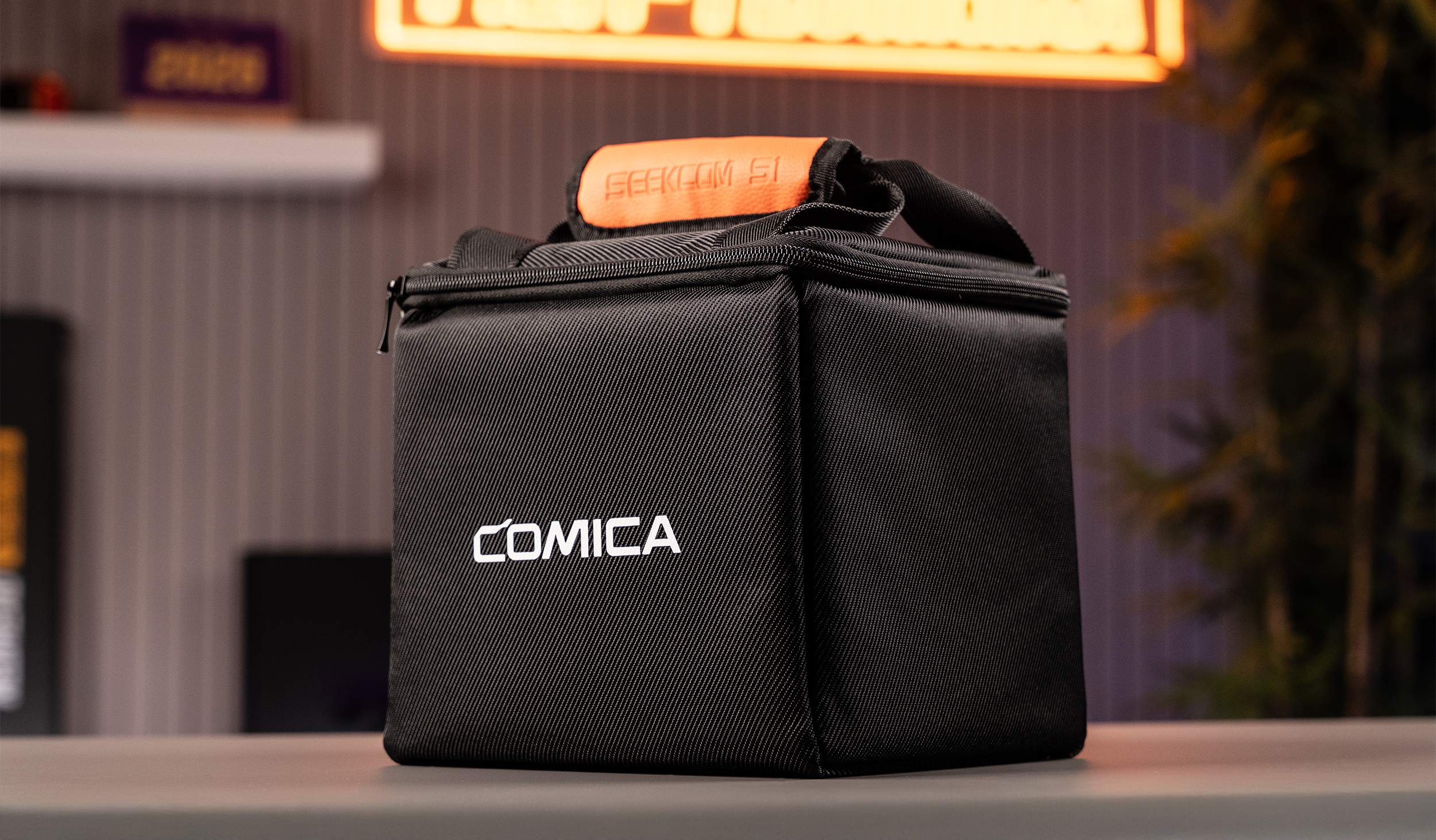 comica-seekcom-photo-1