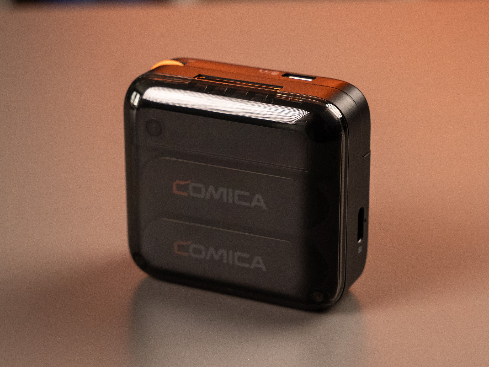 Zavřená dokovací stanice Comica Vimo S