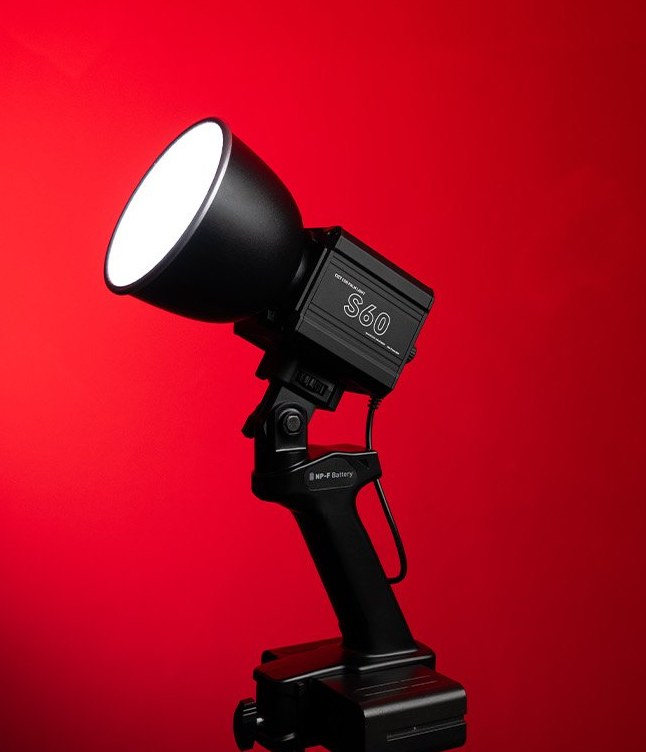 Lampa S60 z reflektorem na gripie