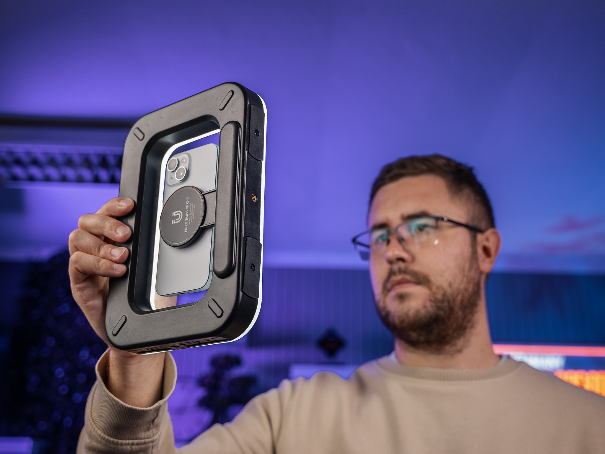 Použití světla LENSBOT AURA s telefonem na výšku