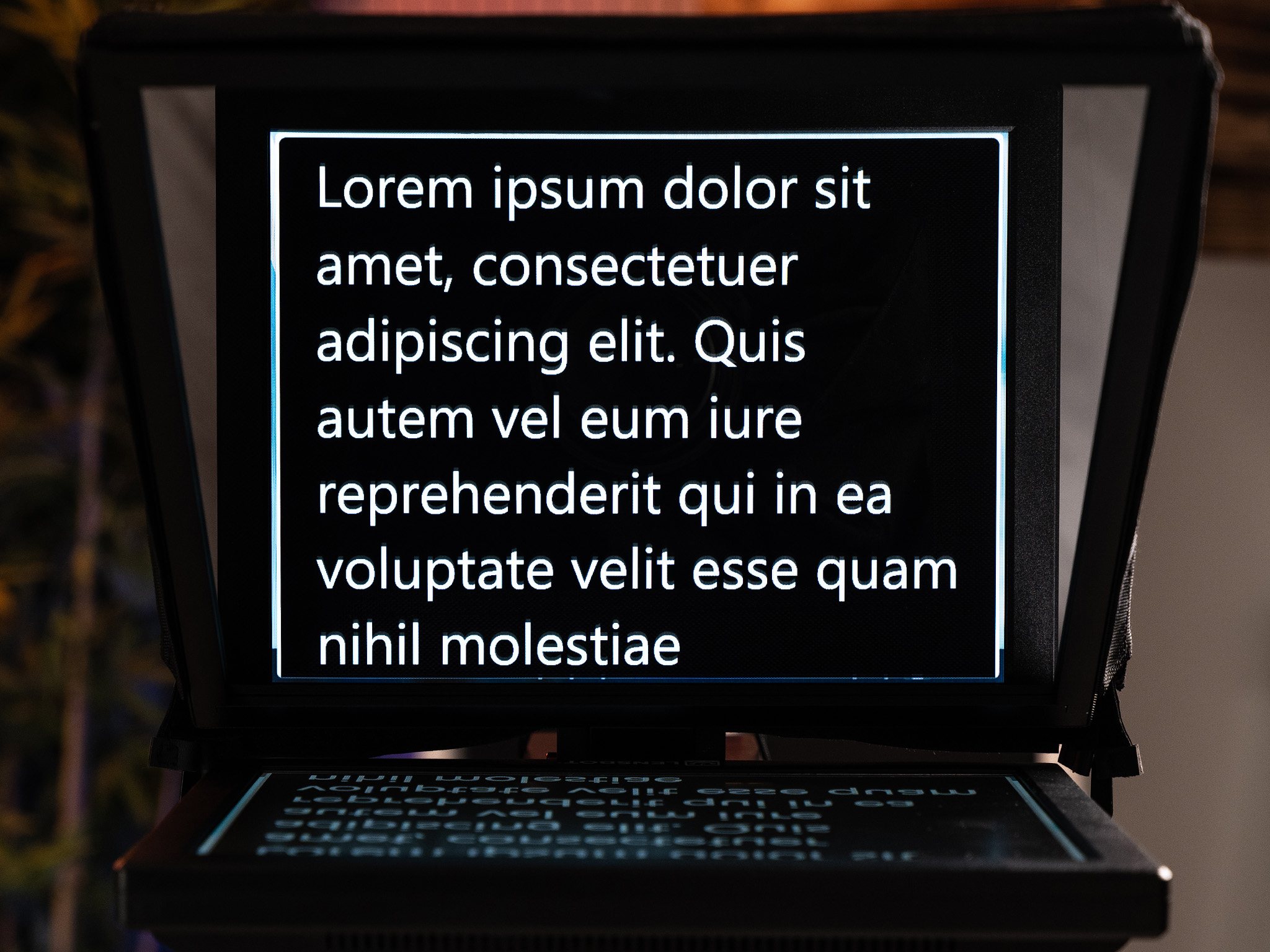 Odraz textu na teleprompteru LENSBOT ST-4200