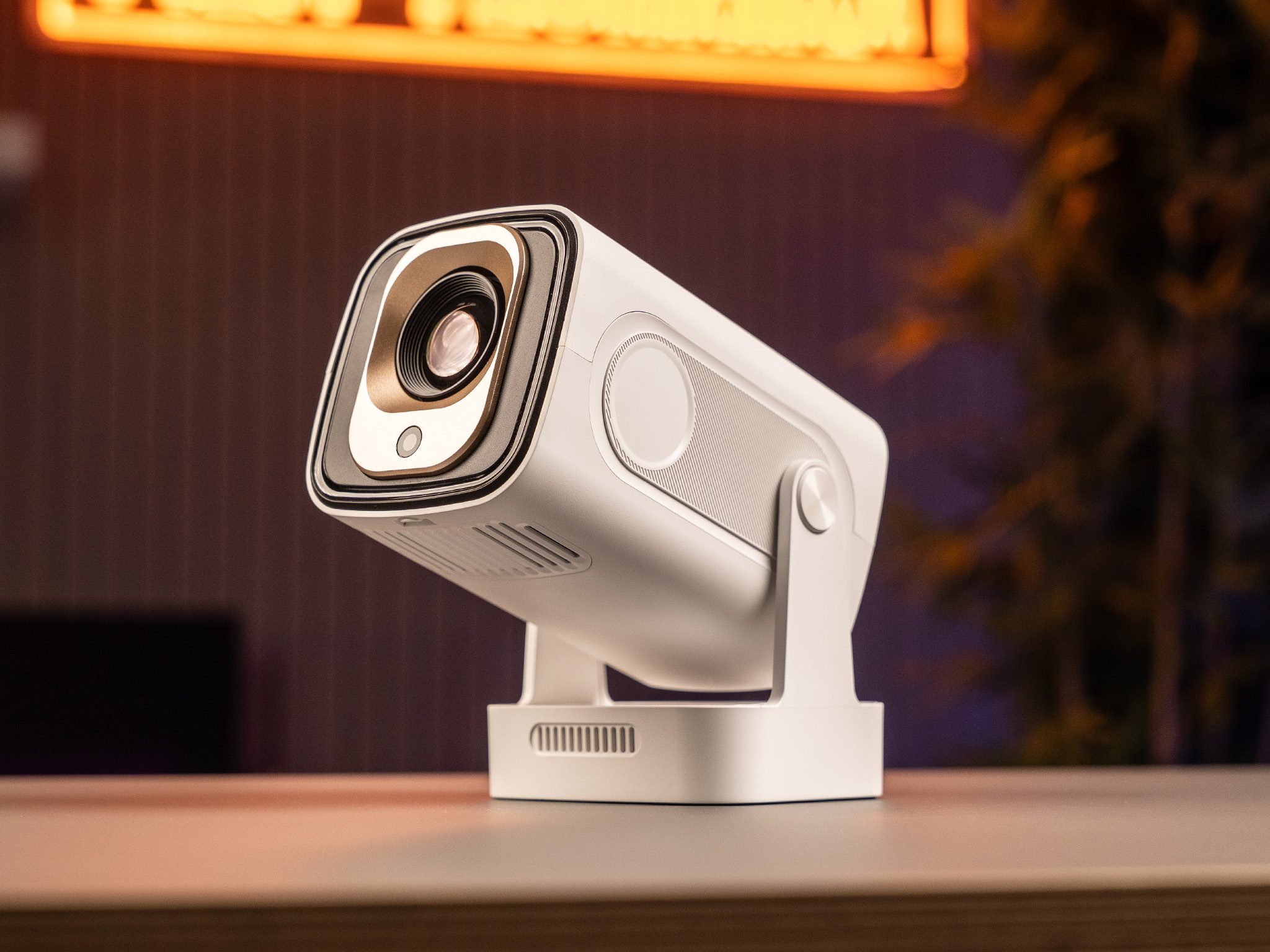 LENSBOT VISION-X Full HD projektor s podporou 4K signálu