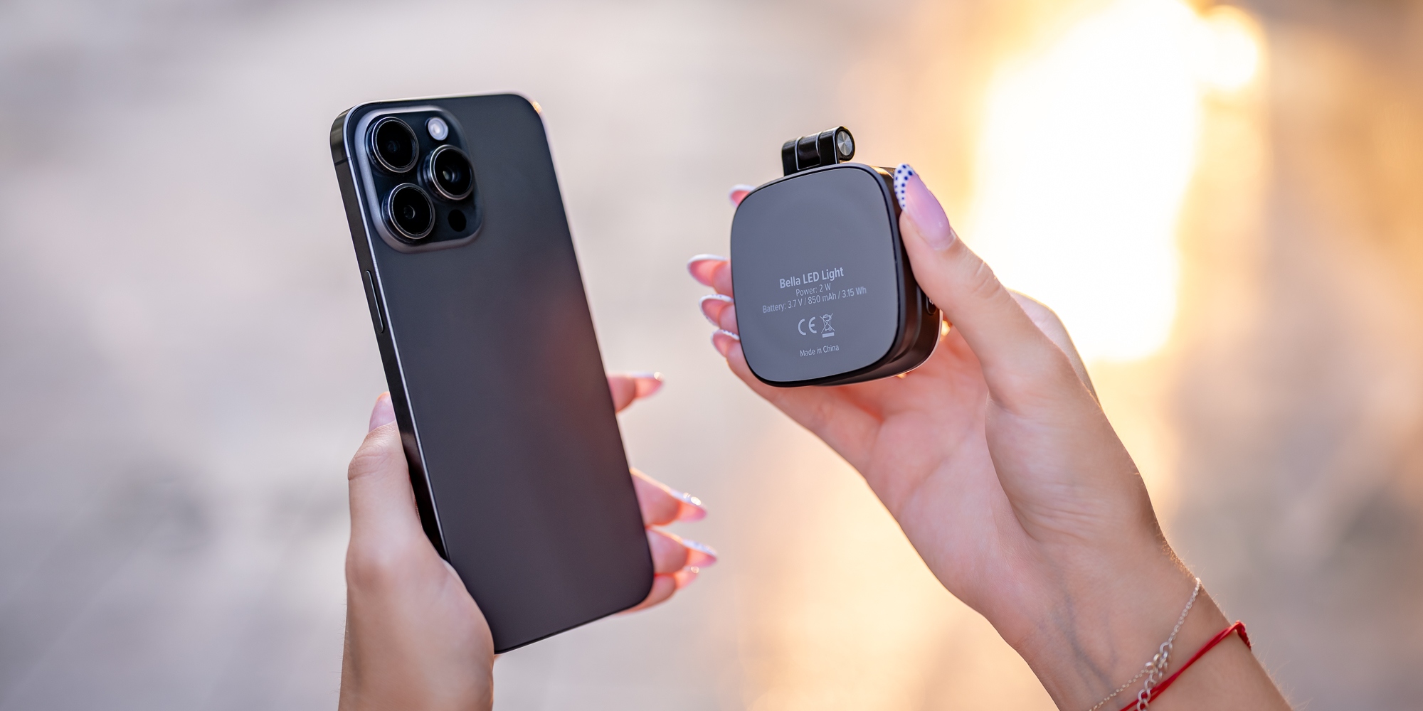 LED_světlo_se_zrcátkem_Newell_Bella_10