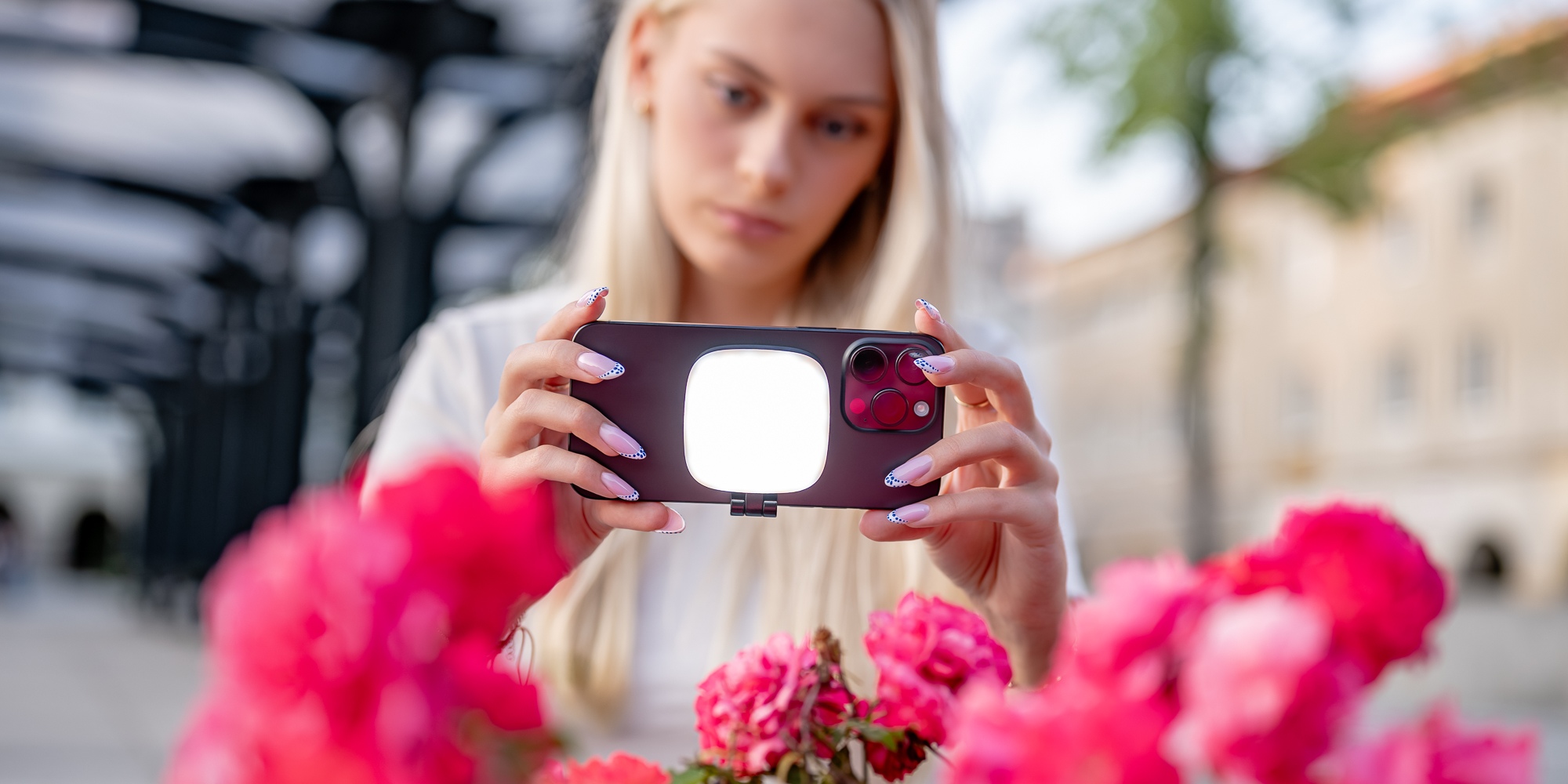 LED_světlo_se_zrcátkem_Newell_Bella_12