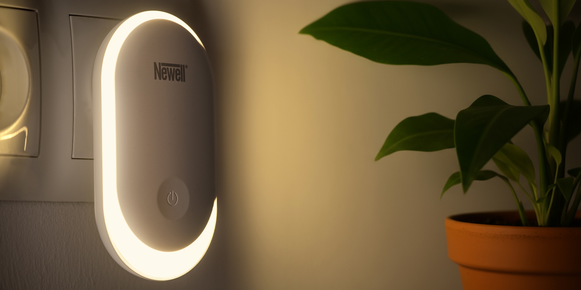 Newell_Lunova_ambientní_noční_světlo_se_senzorem_stmívání_5