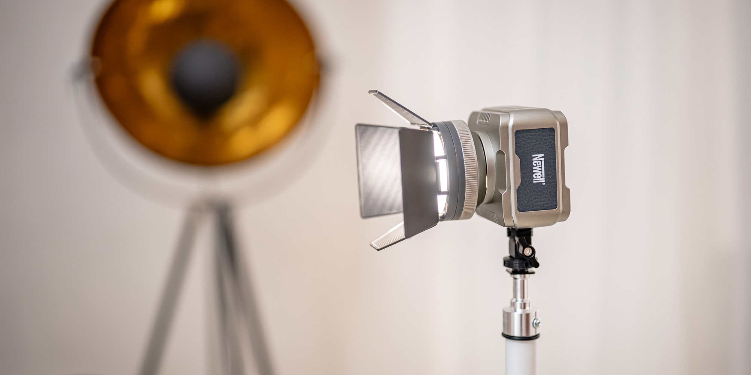 newell-zora-mini-40-pp-5