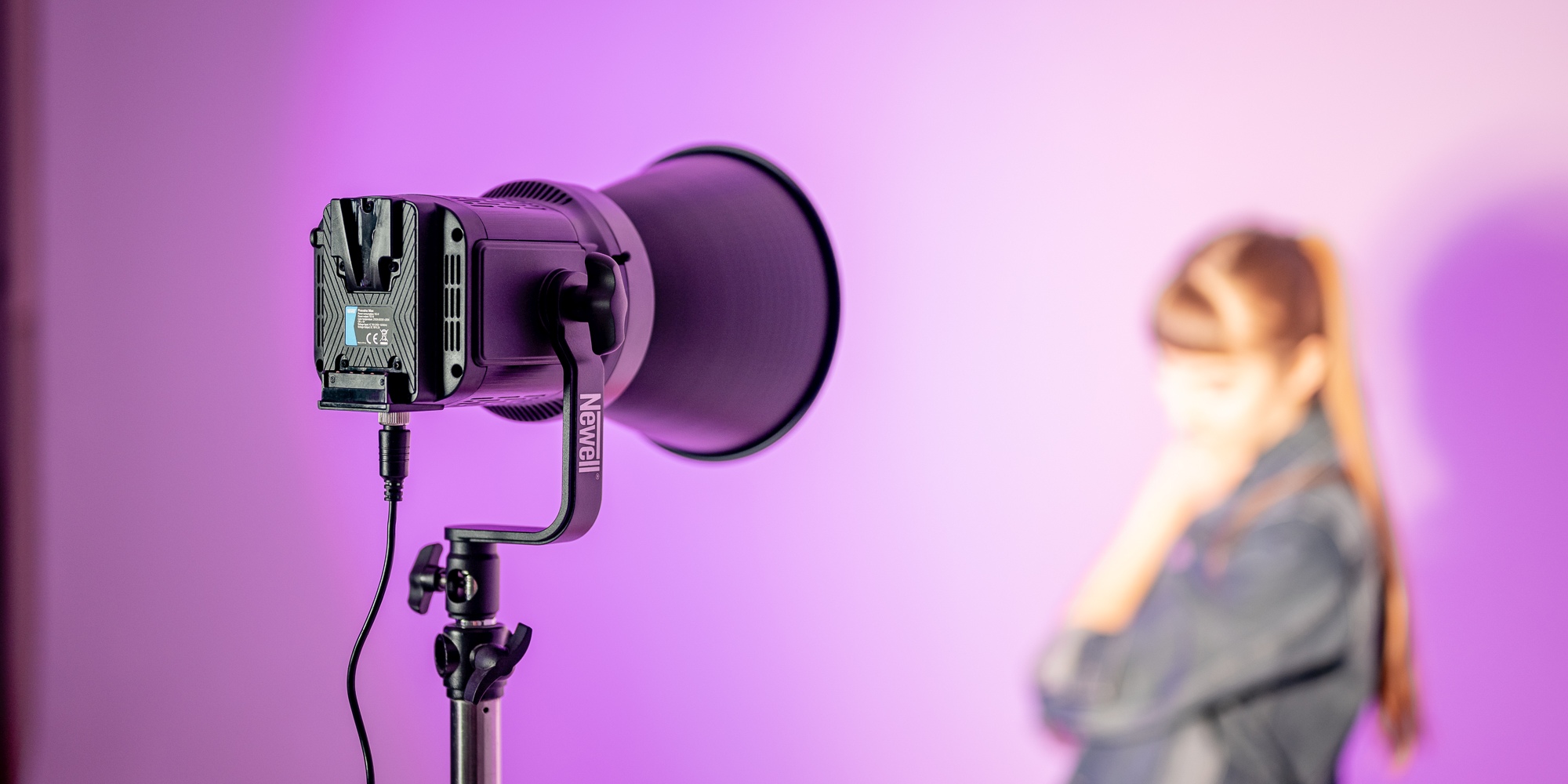 newell-pravaha-max-135-led-svetlo-lq-9