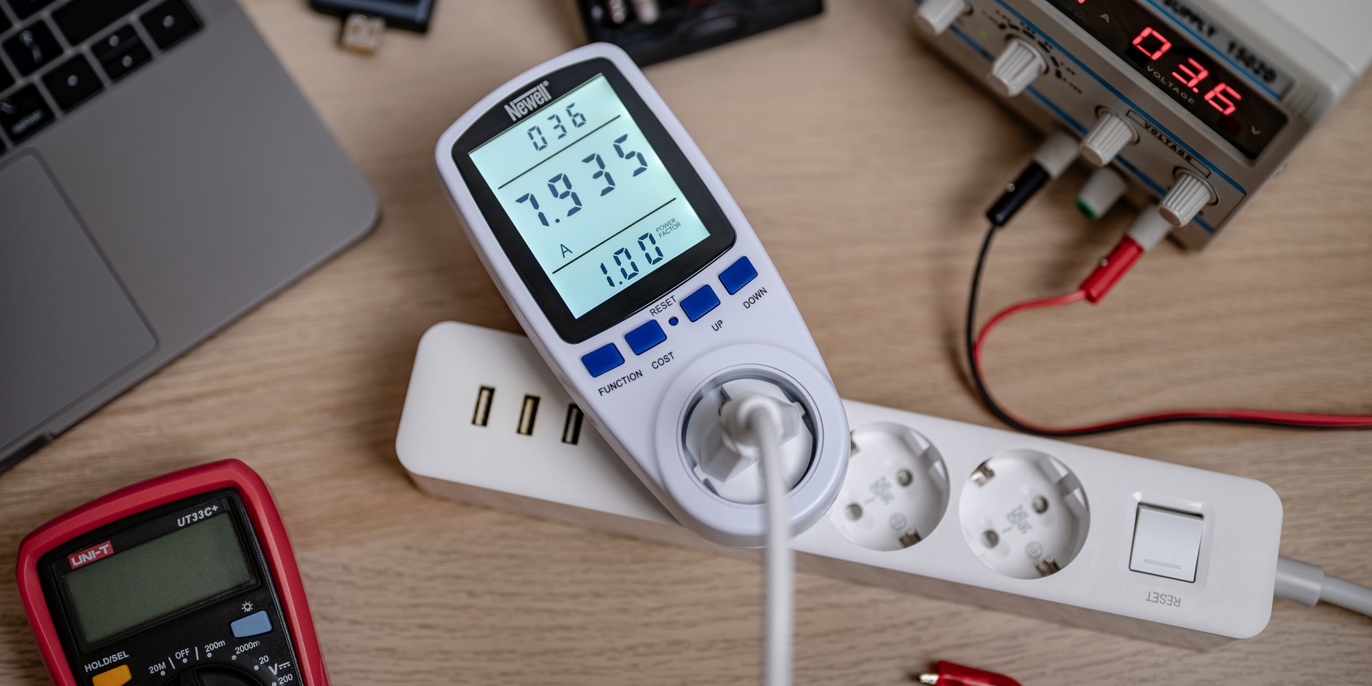 wattmeter-1-lq