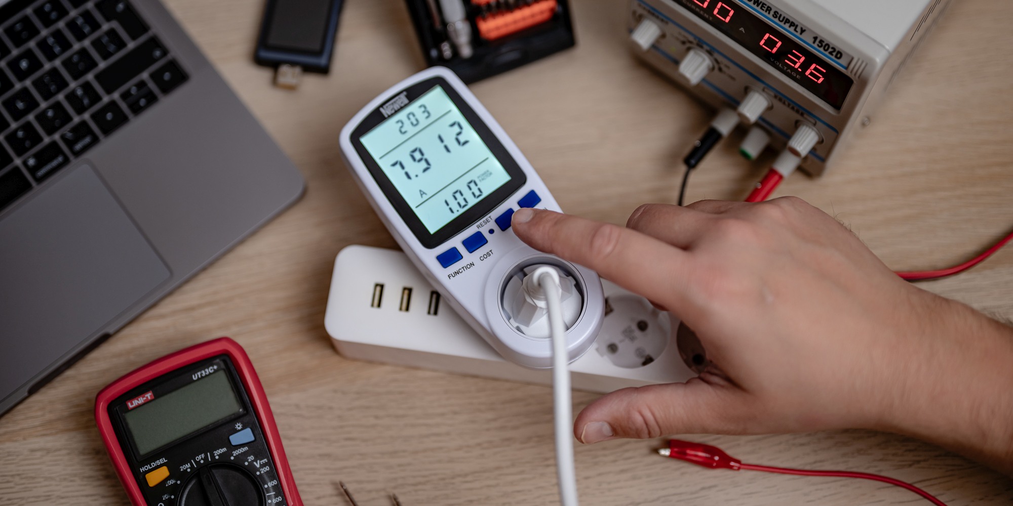 wattmeter-4-lq