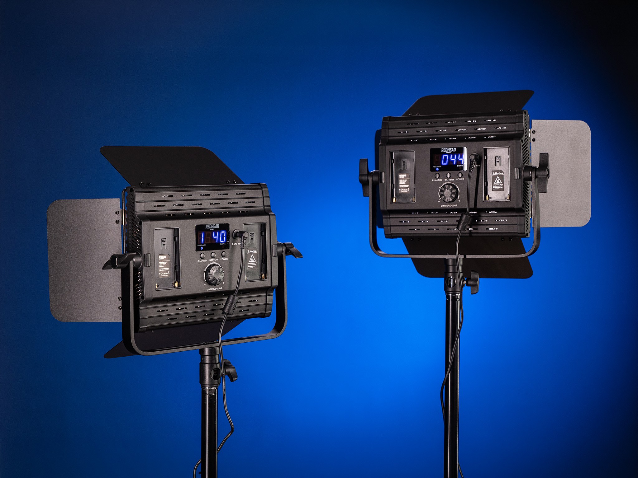 Zwei HXR-600 II Panels von hinten