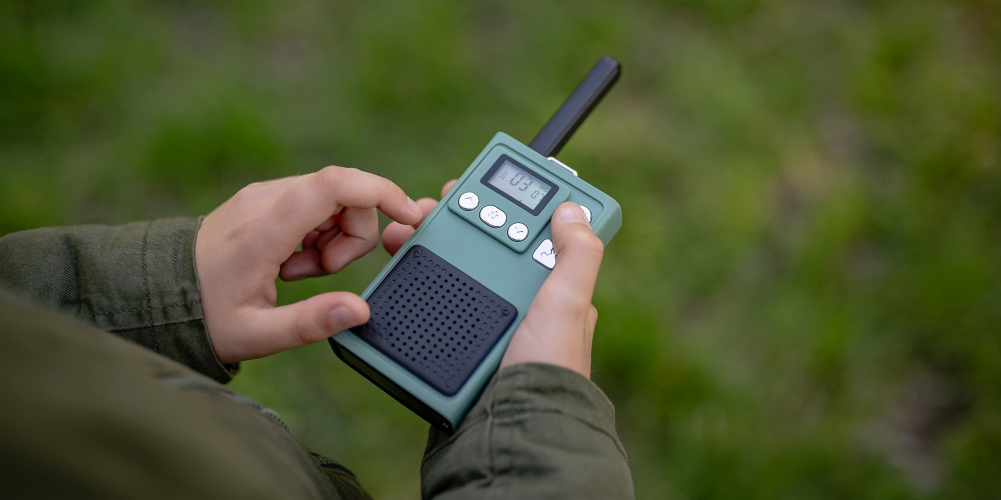 redleaf-w1a-walkie-talkie-lq-1