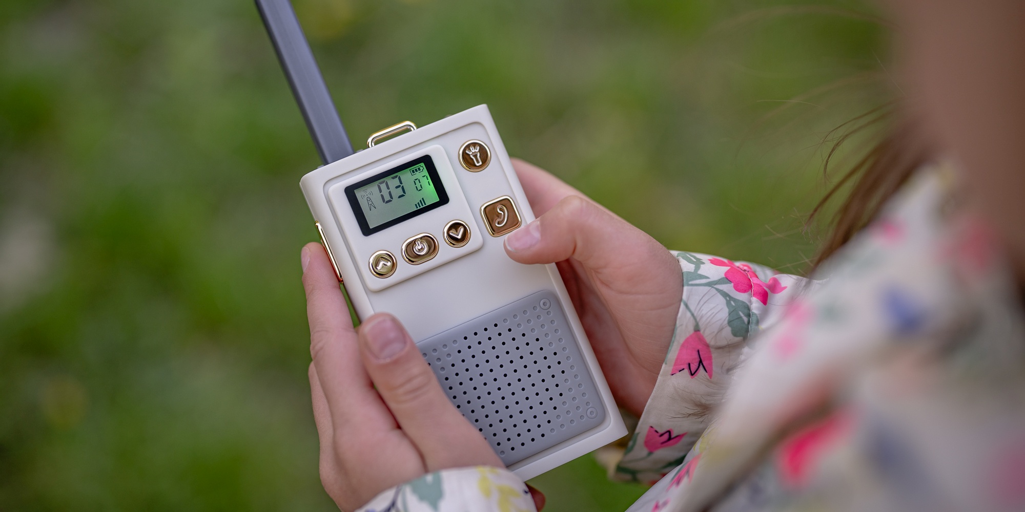 redleaf-w1a-walkie-talkie-lq-4