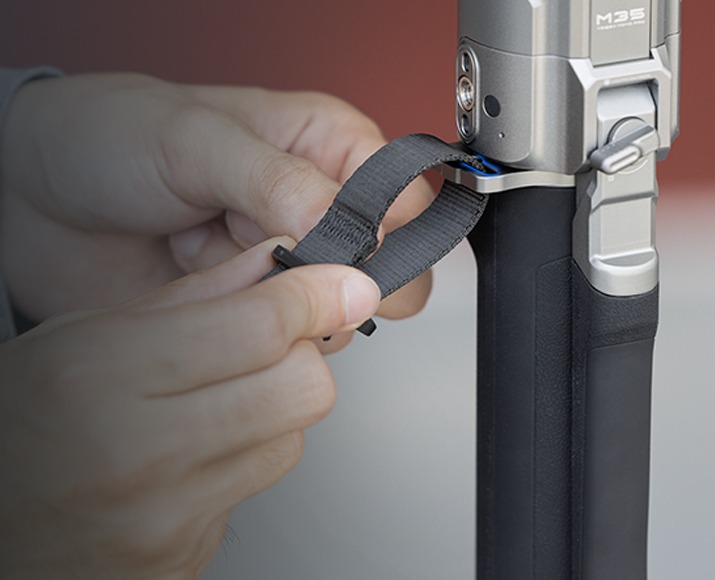 Integrierter Tragegurt-Anschlag am SmallRig TRIBEX PRO Monopod