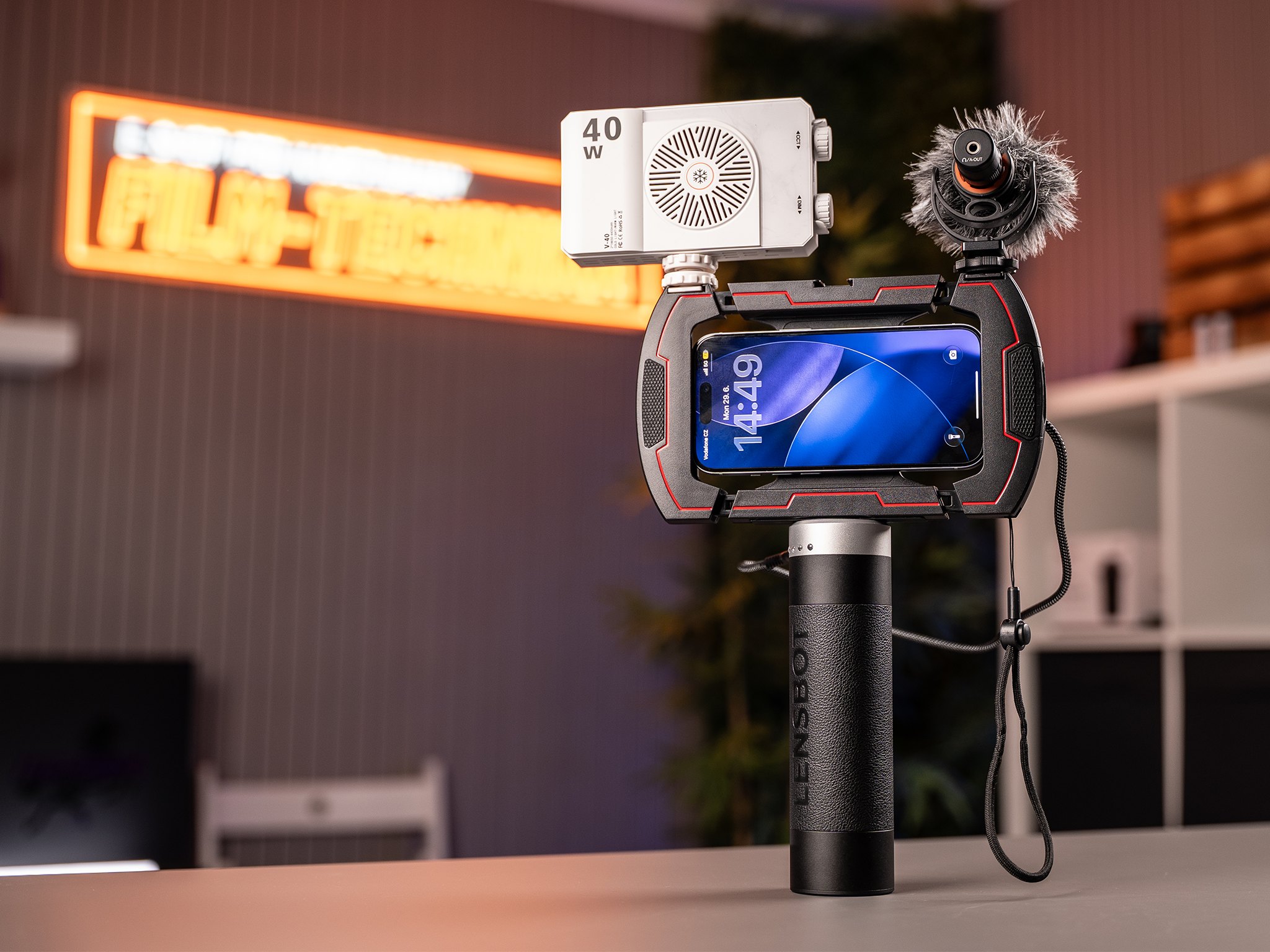 Bezdrátová nabíjecí klec Ulanzi pro smartphone