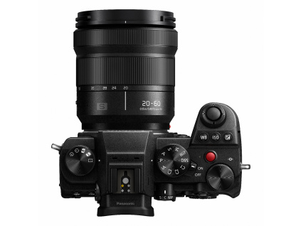 Panasonic Lumix DC-S5 + objektiv 20-60mm