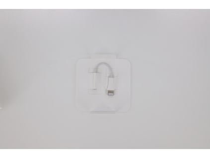 (ROZBALENO) Originální Apple Lightning adaptér pro nasazení mikrofonu/sluchátek