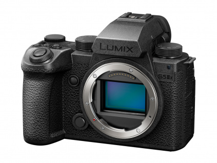 LUMIX S5 M2X panasonic 2