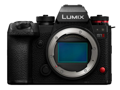 panasonic lumix dc s1 II 1